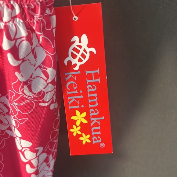 NWT Puakenikeni Hawaii Baby Onesie - Picture 2 of 3